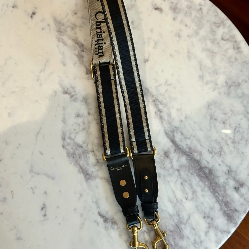 Christian Dior Navy/Beige Canvas Bag Strap. - Picture 3 of 3